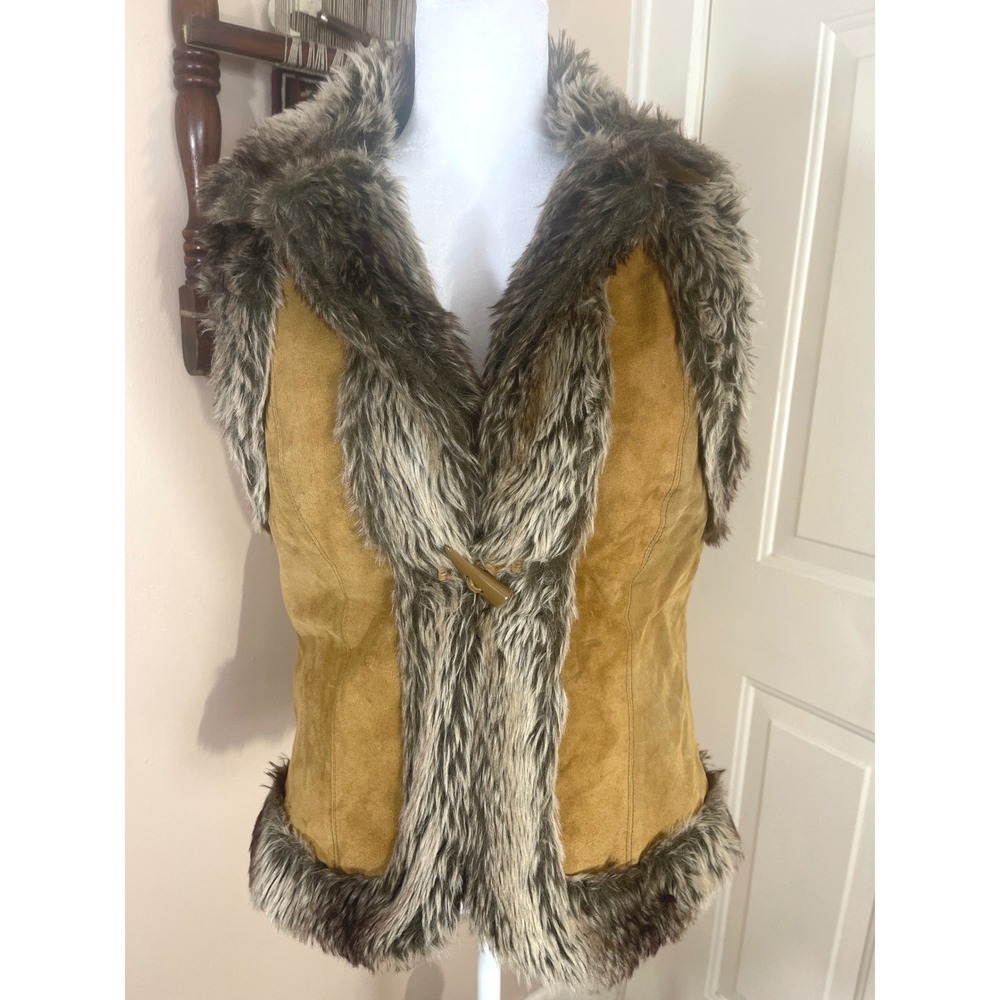 Live a LIttle Vintage Suede Penny Lane Vest Womens M Faux Fur Toggle Boho Y2K